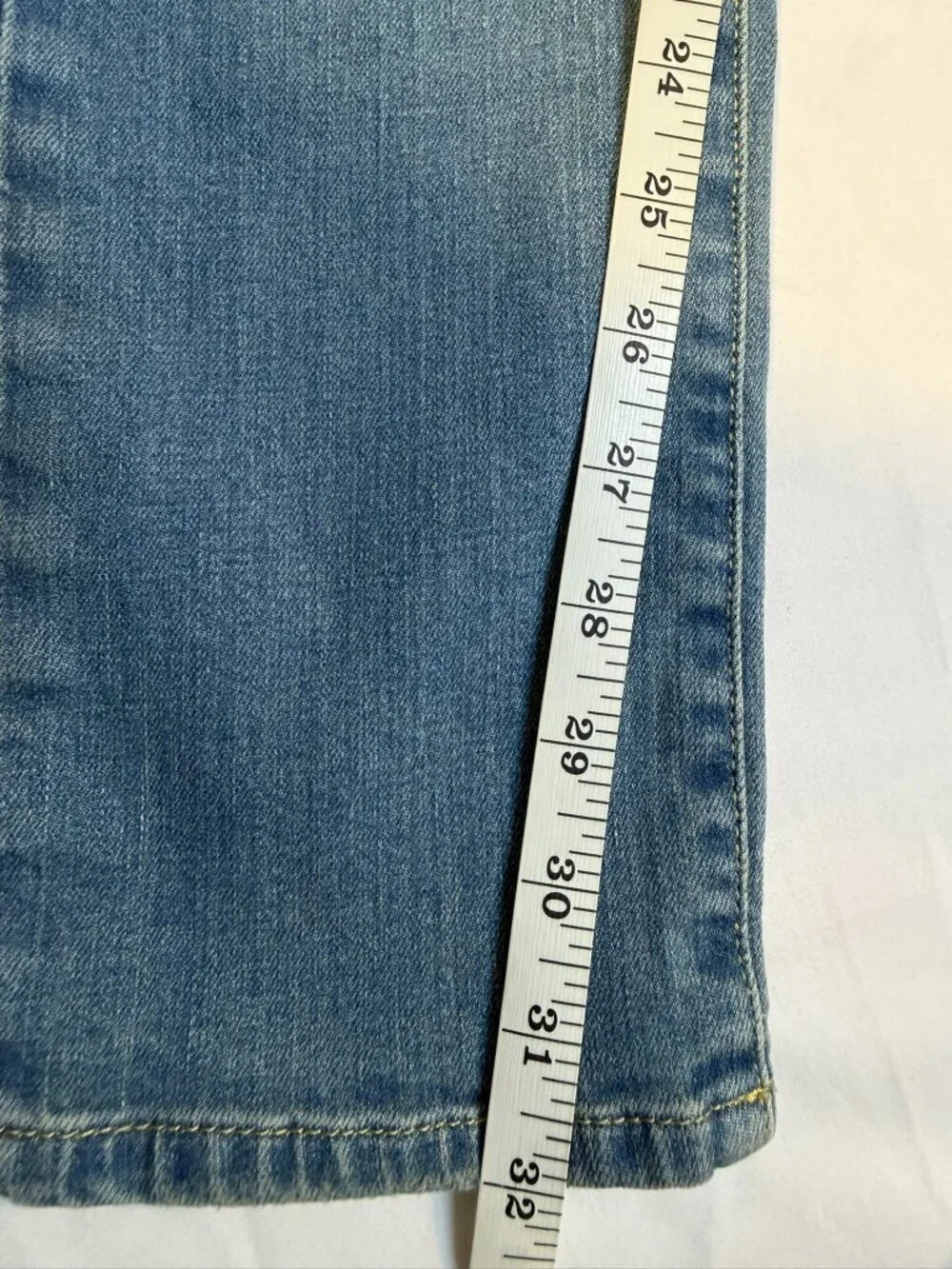 Armani Exchange J14 Skinny Fit Distressed Jeans Light Wash - Men's 30x32